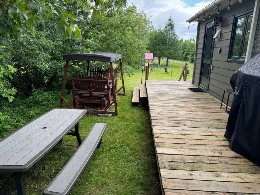 Chalet Scott SPA sur Rivière