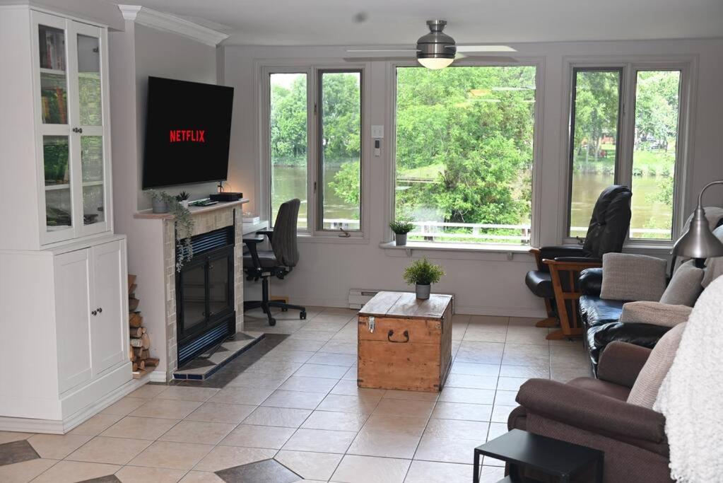 Chalet Scott SPA sur Rivière