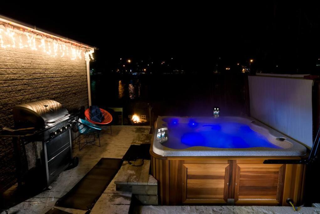 Chalet Scott SPA sur Rivière