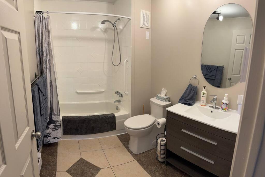 Chalet Scott SPA sur Rivière