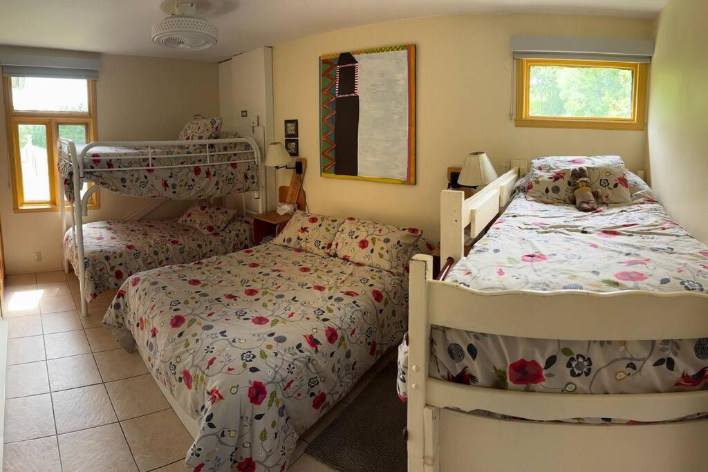 Chalet Scott SPA sur Rivière