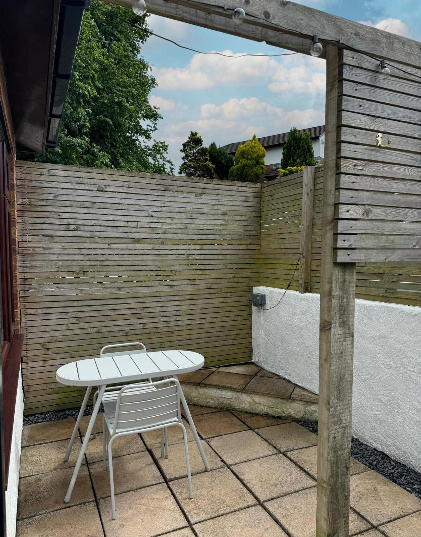 Hotel The Conwy Nest - Hot Tub - Image 1