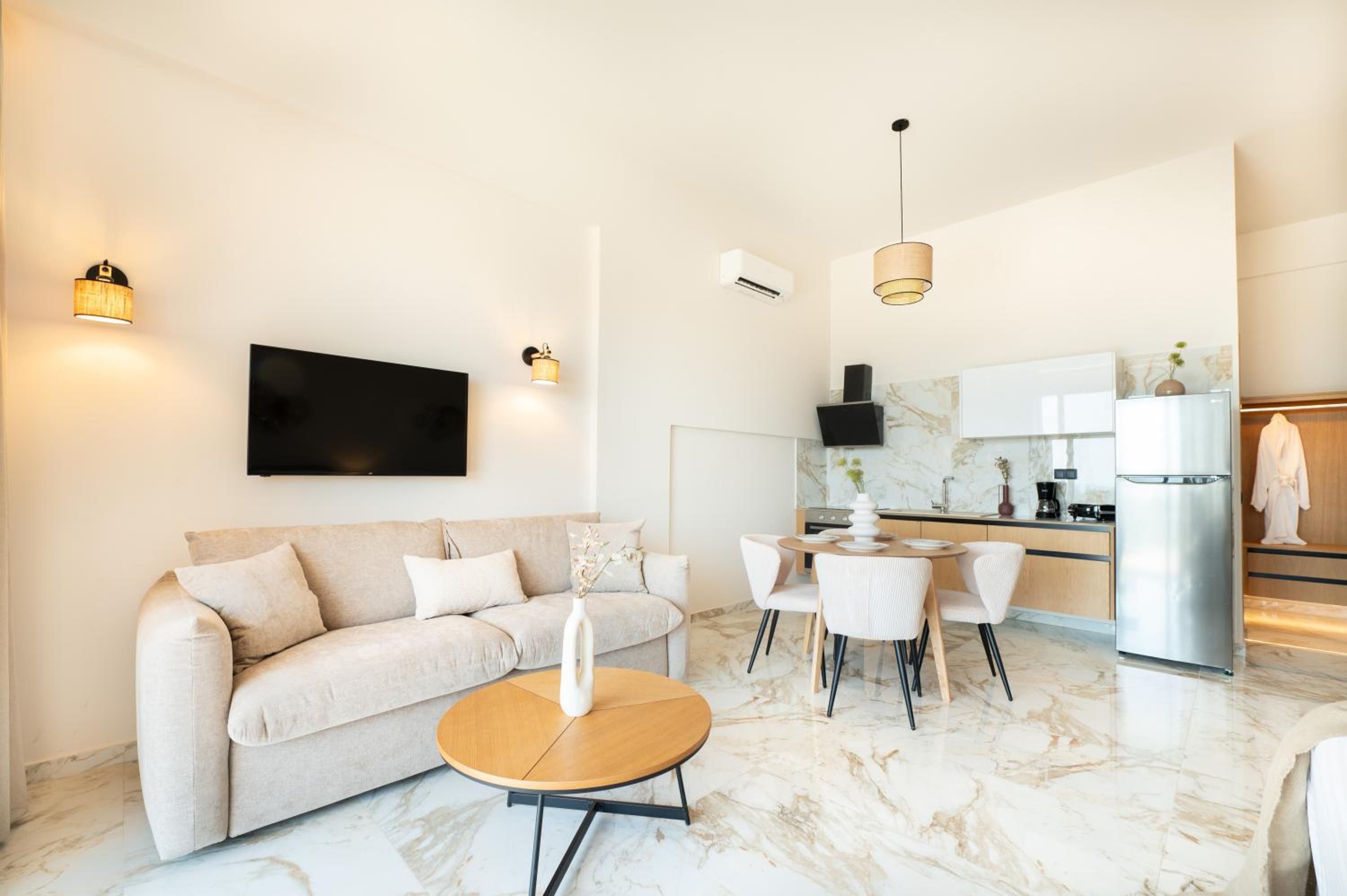 Petradi Suites