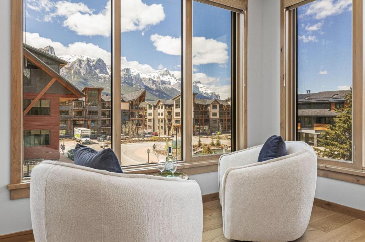 Rundle Lux Villa at Timberstone