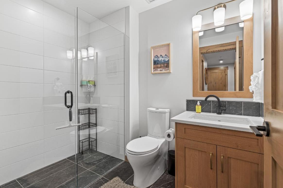 Rundle Lux Villa at Timberstone