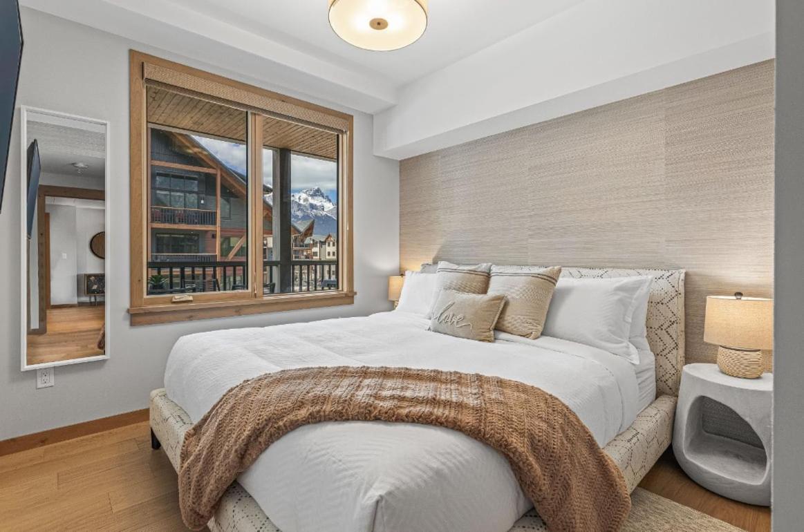 Rundle Lux Villa at Timberstone