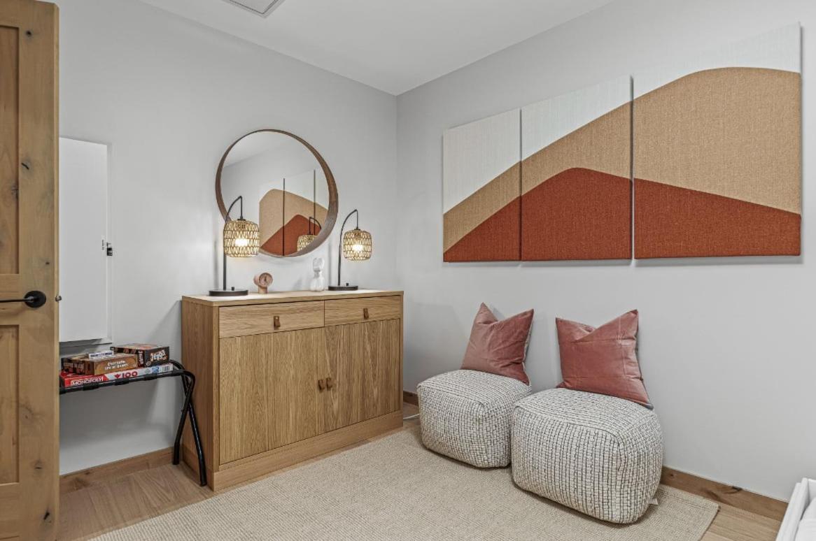 Rundle Lux Villa at Timberstone