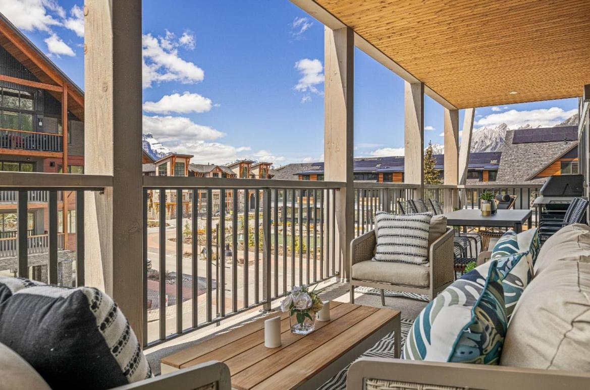 Rundle Lux Villa at Timberstone
