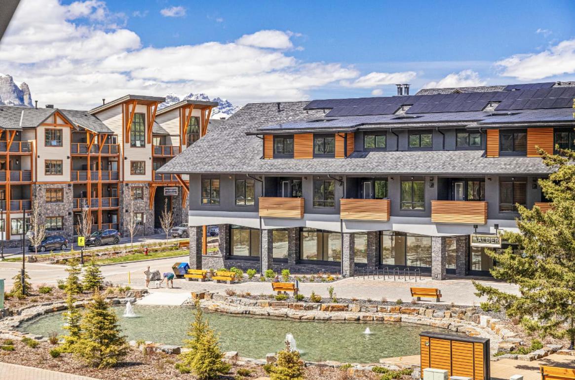 Rundle Lux Villa at Timberstone