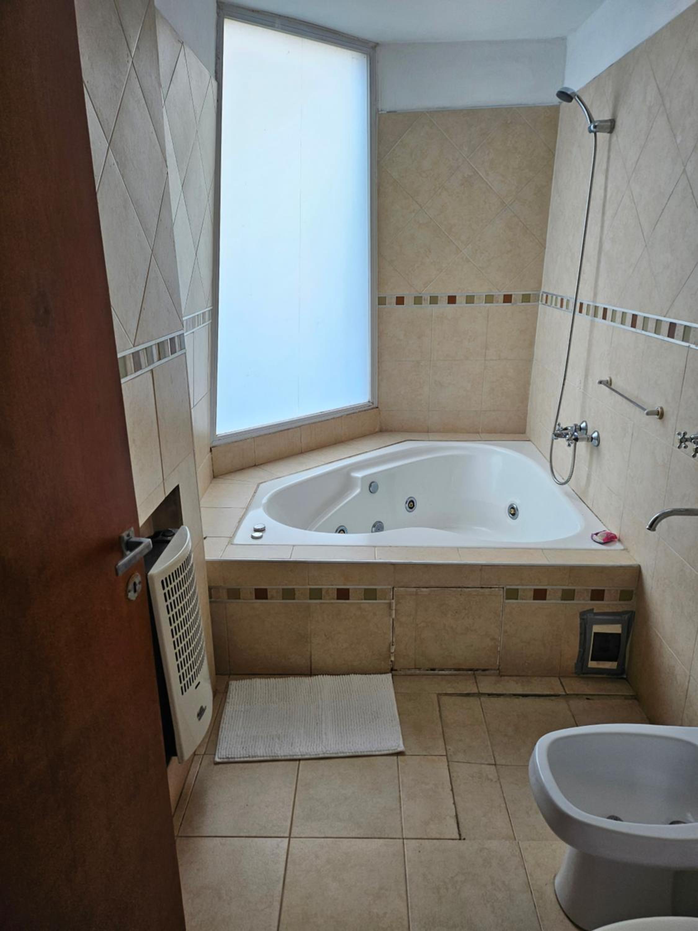 Casa en Recta Martinolli