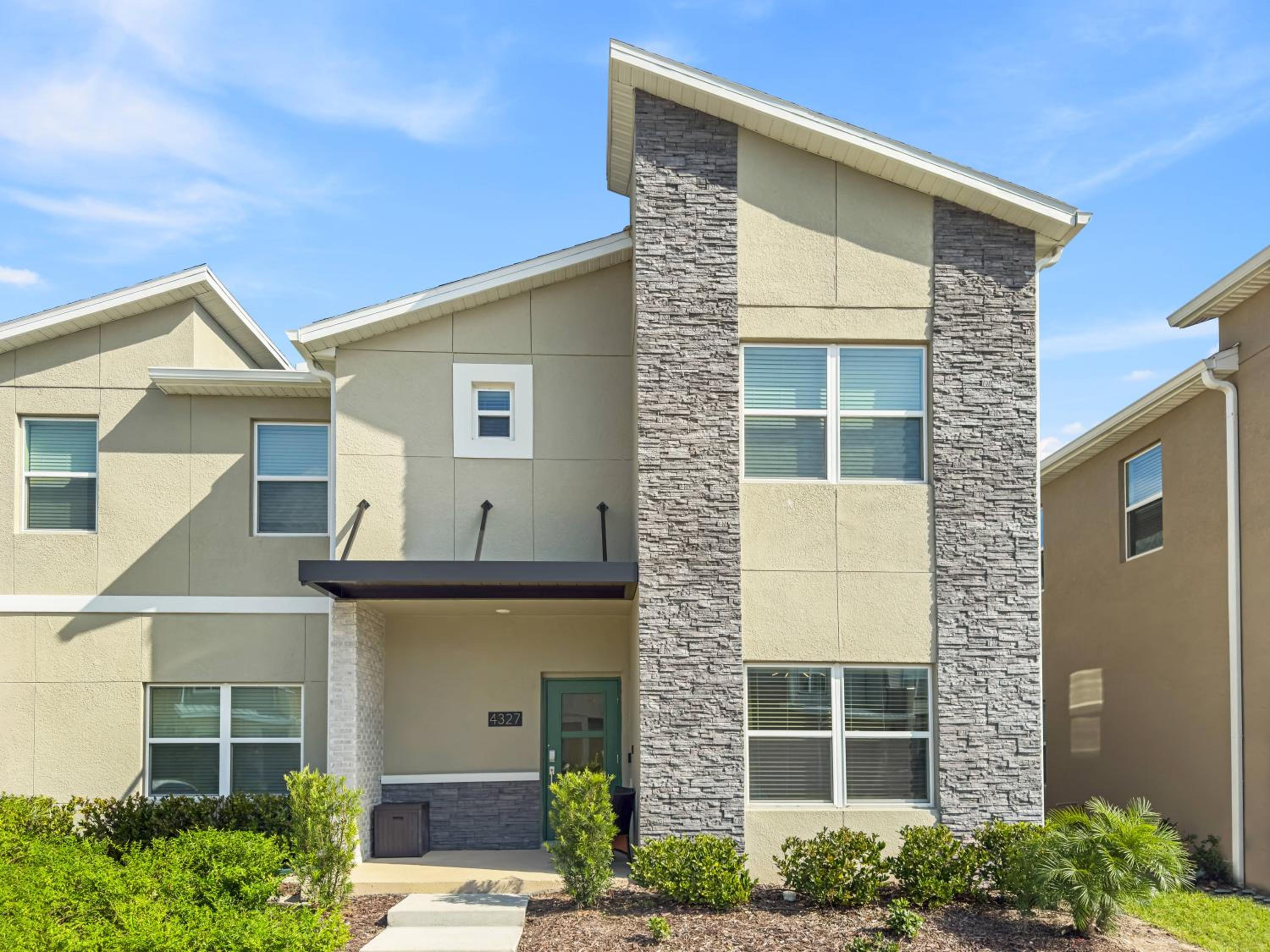 4327 Create Memories in a Magical 5BD Home view 2