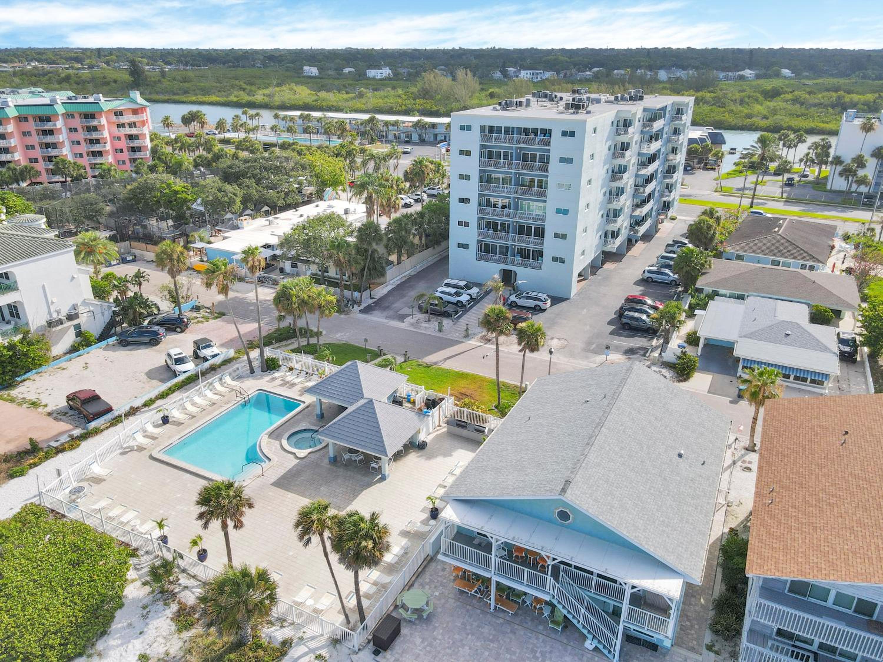 San Remo 406 Beachfront Suite view 5