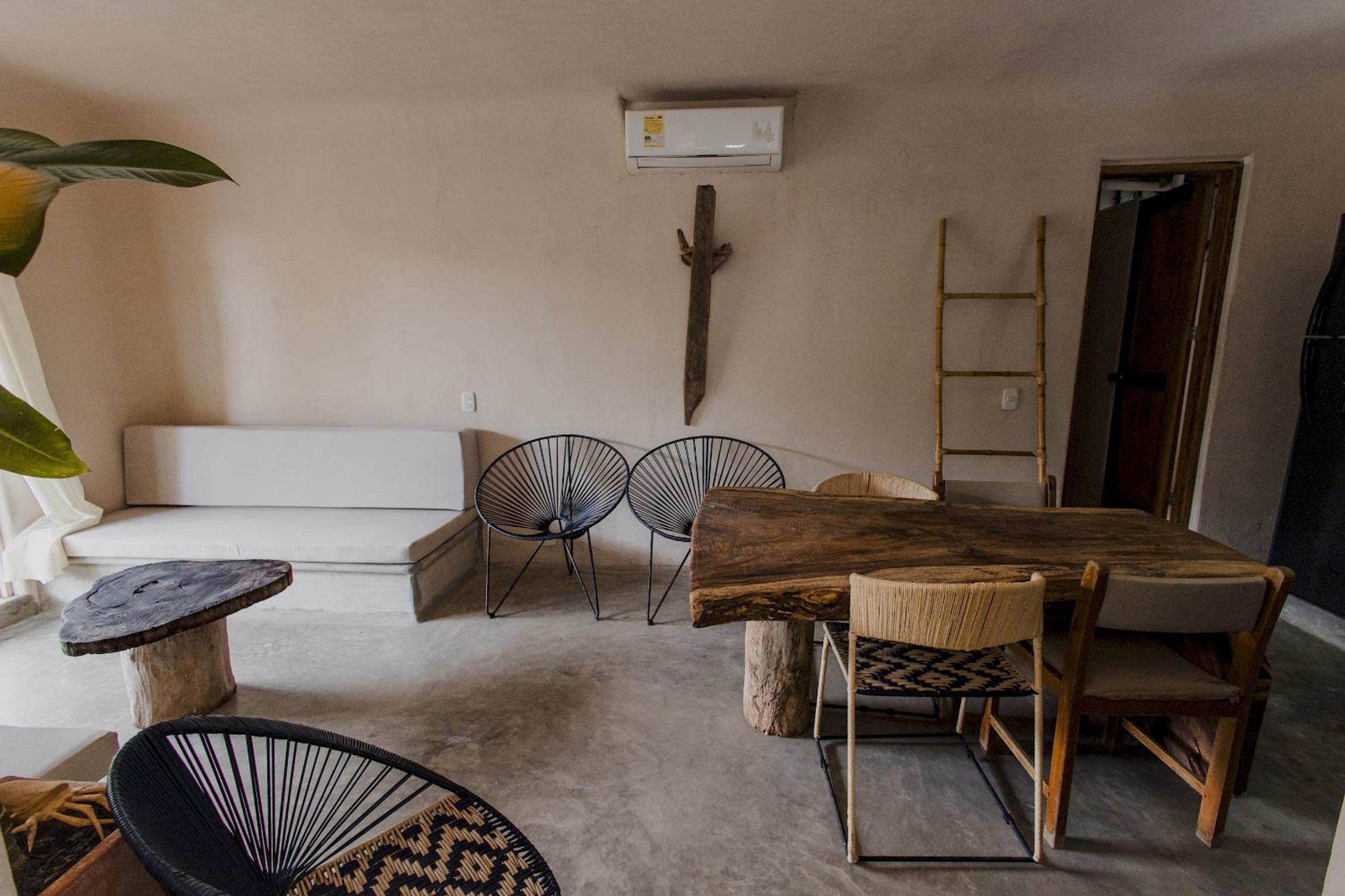 Comodo Apartamento con Terraza Frente al Mar - D1