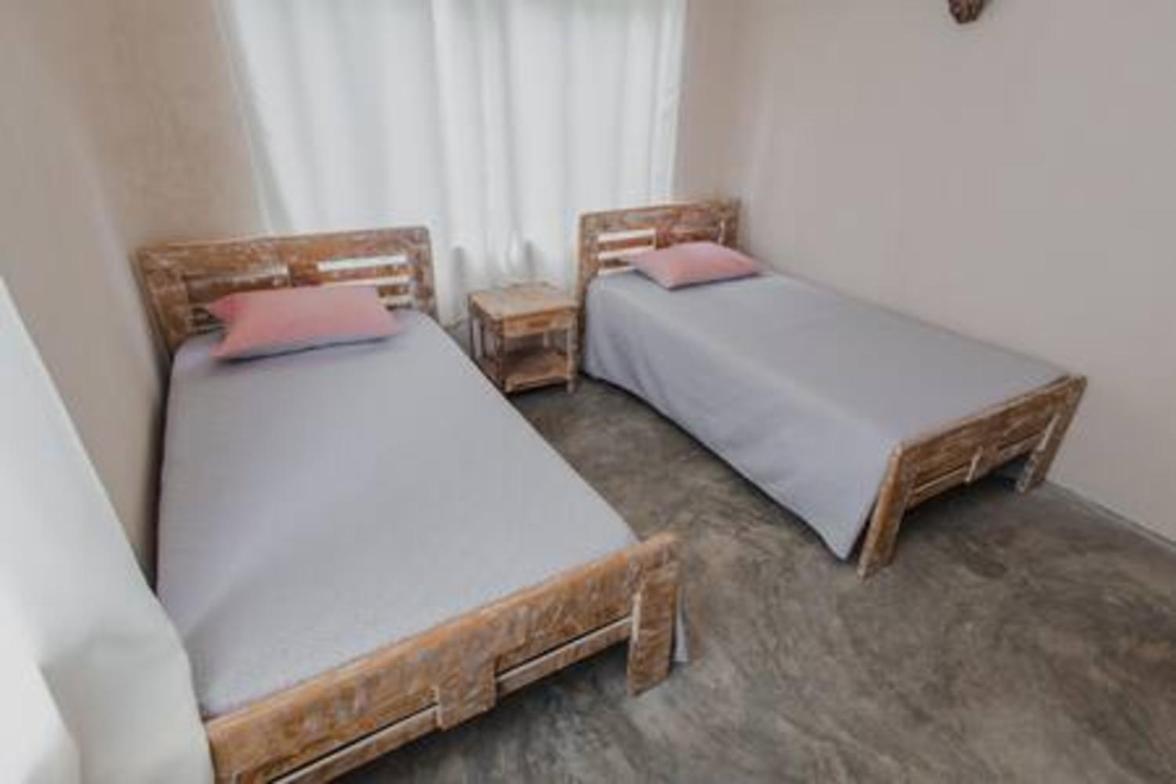Comodo Apartamento con Terraza Frente al Mar - D2