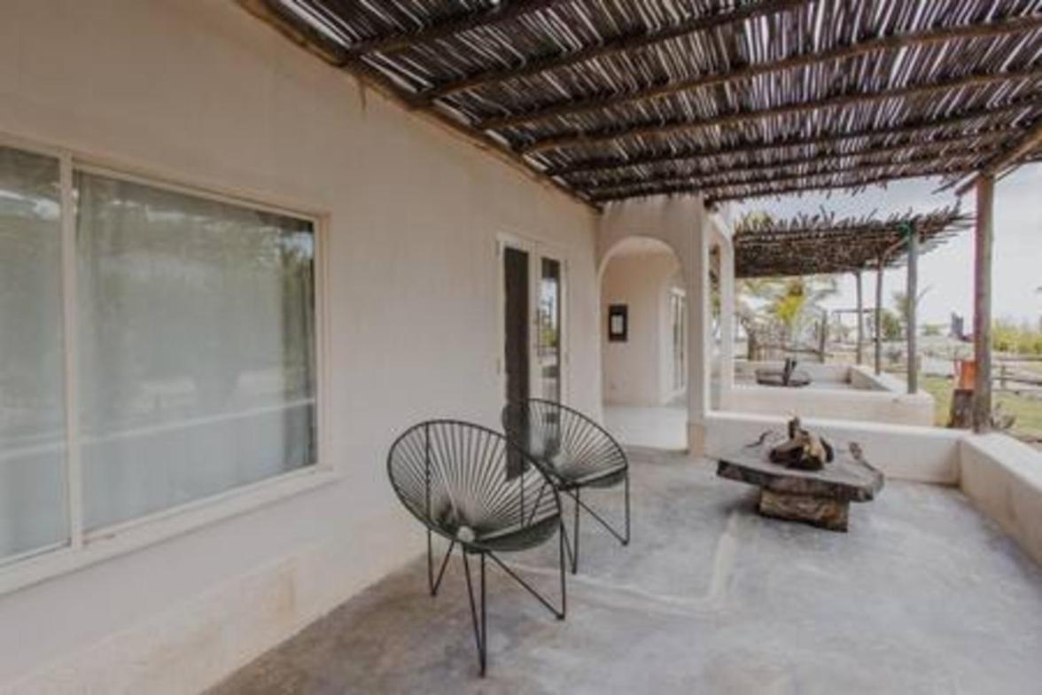 Comodo Apartamento con Terraza Frente al Mar - D2