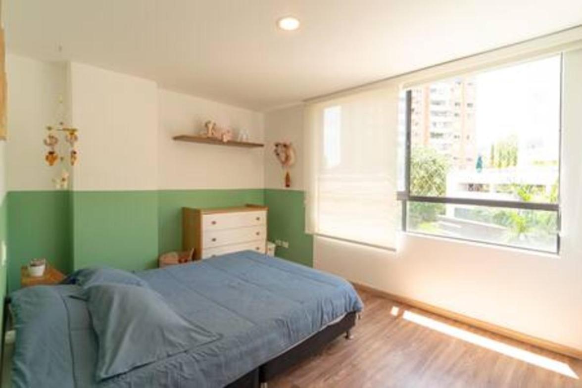 ¡Hermoso y amplio apartamento en Poblado Medellin