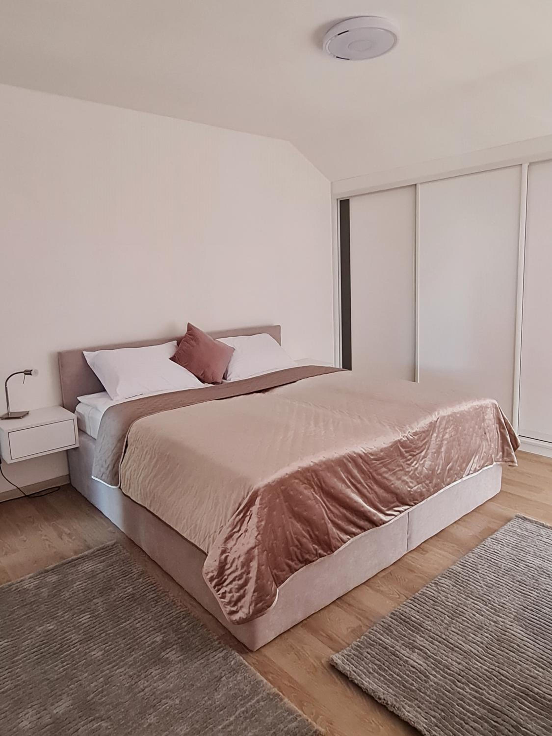 Apartment MAYA