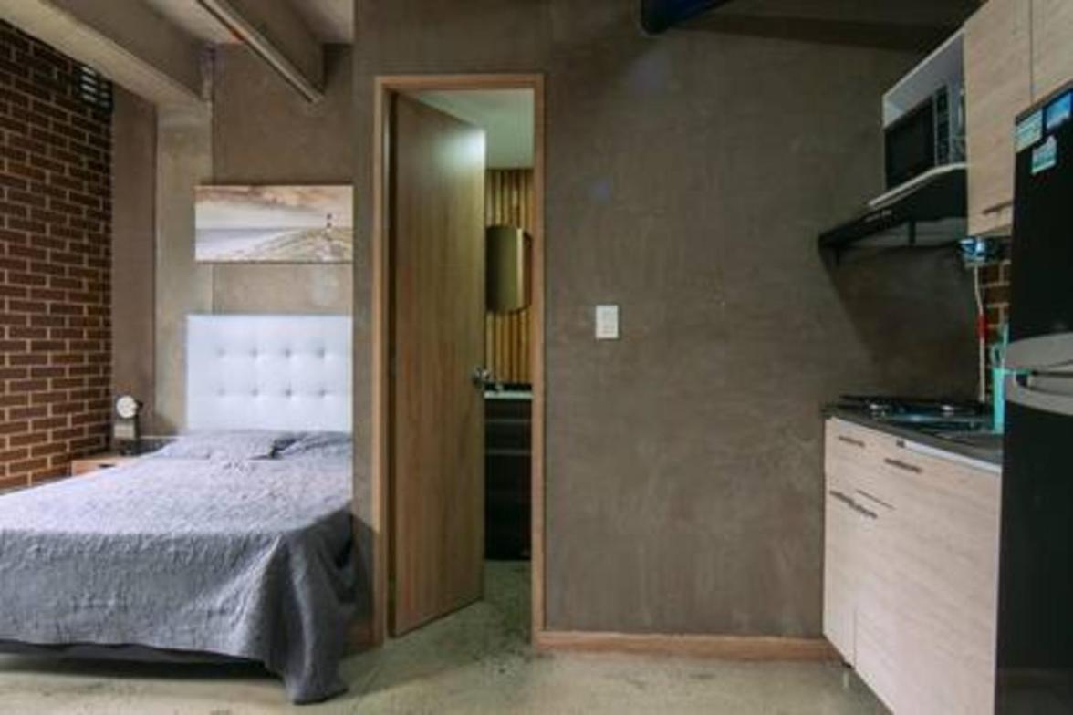Acogedor y Central Apartaestudio en Envigado -C3