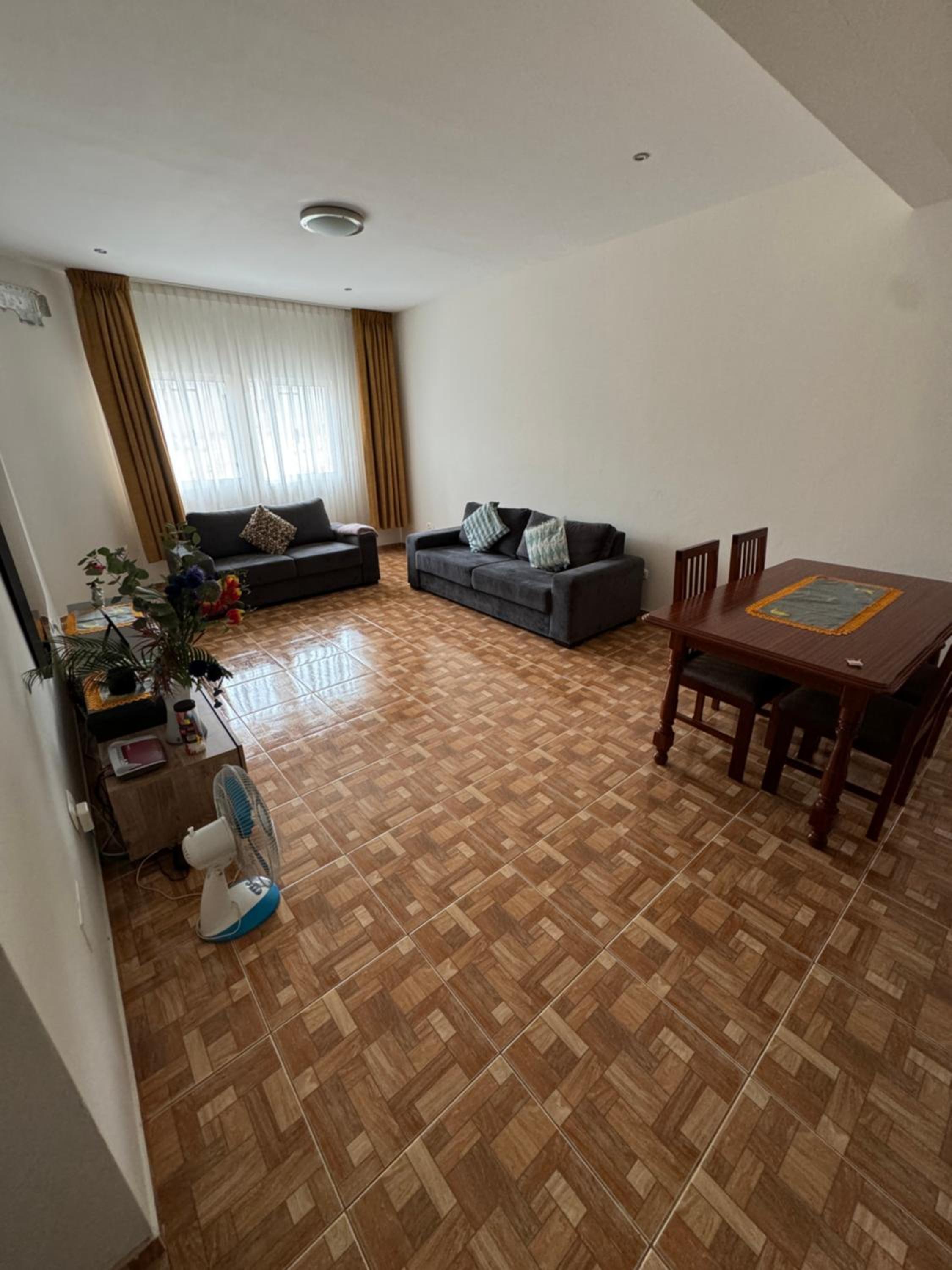 Apartment T3 for rent in Porto Novo