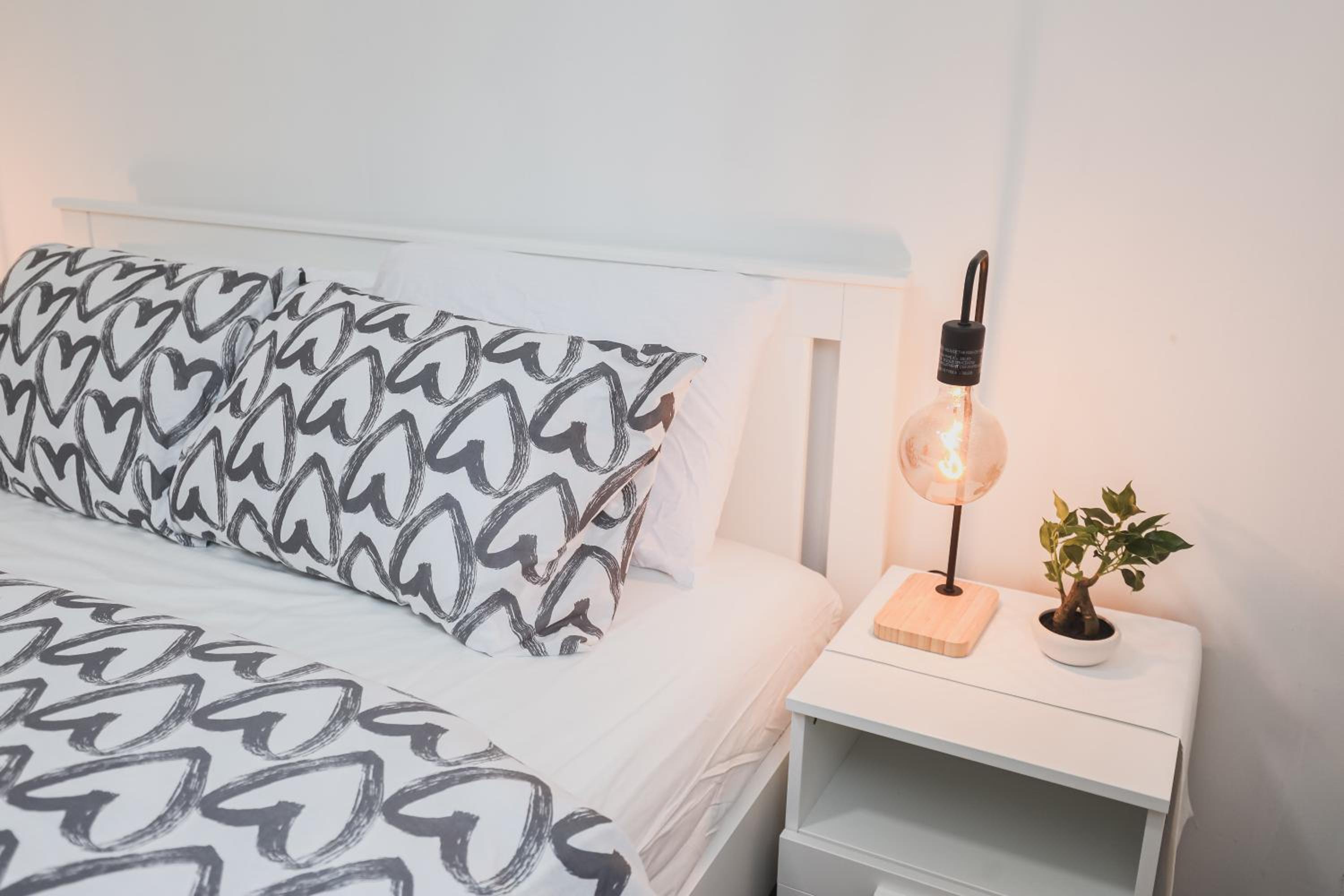 Entire Suite near YQM, NBCC, Champlain Mall - Centennial Park