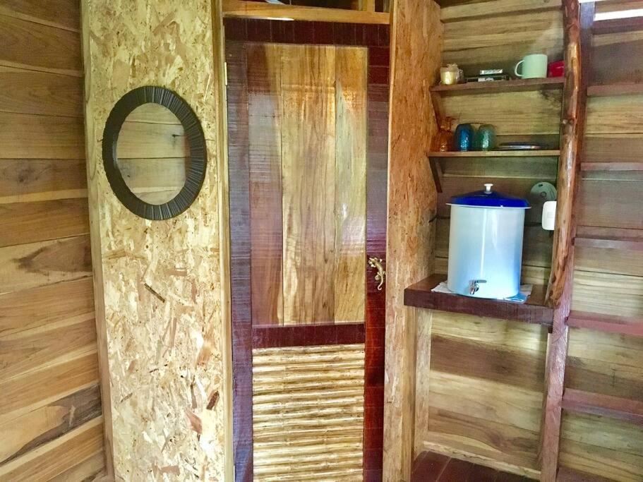 Gecko Treehouse with Jungle View, Plunge Pool & WiFi