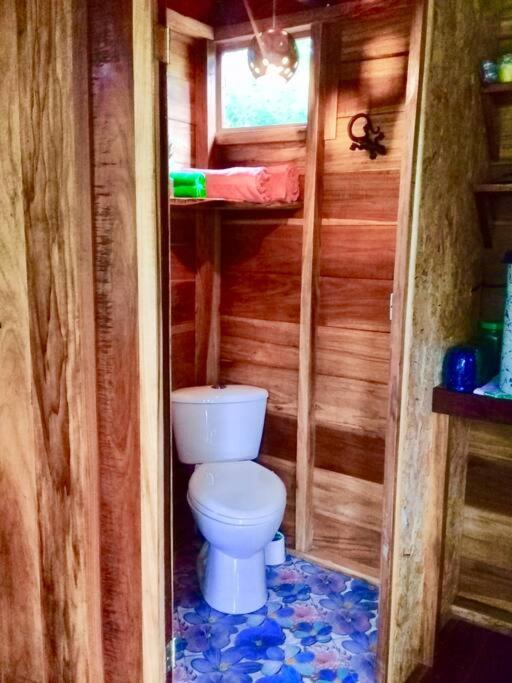 Gecko Treehouse with Jungle View, Plunge Pool & WiFi