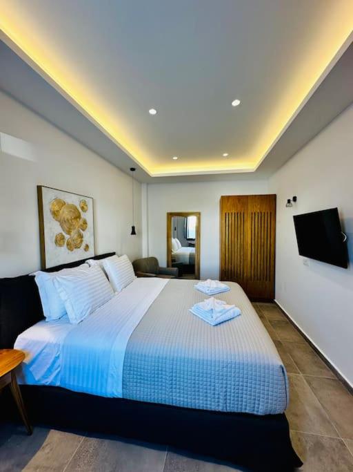 Nostos Suites Kamari photo 2