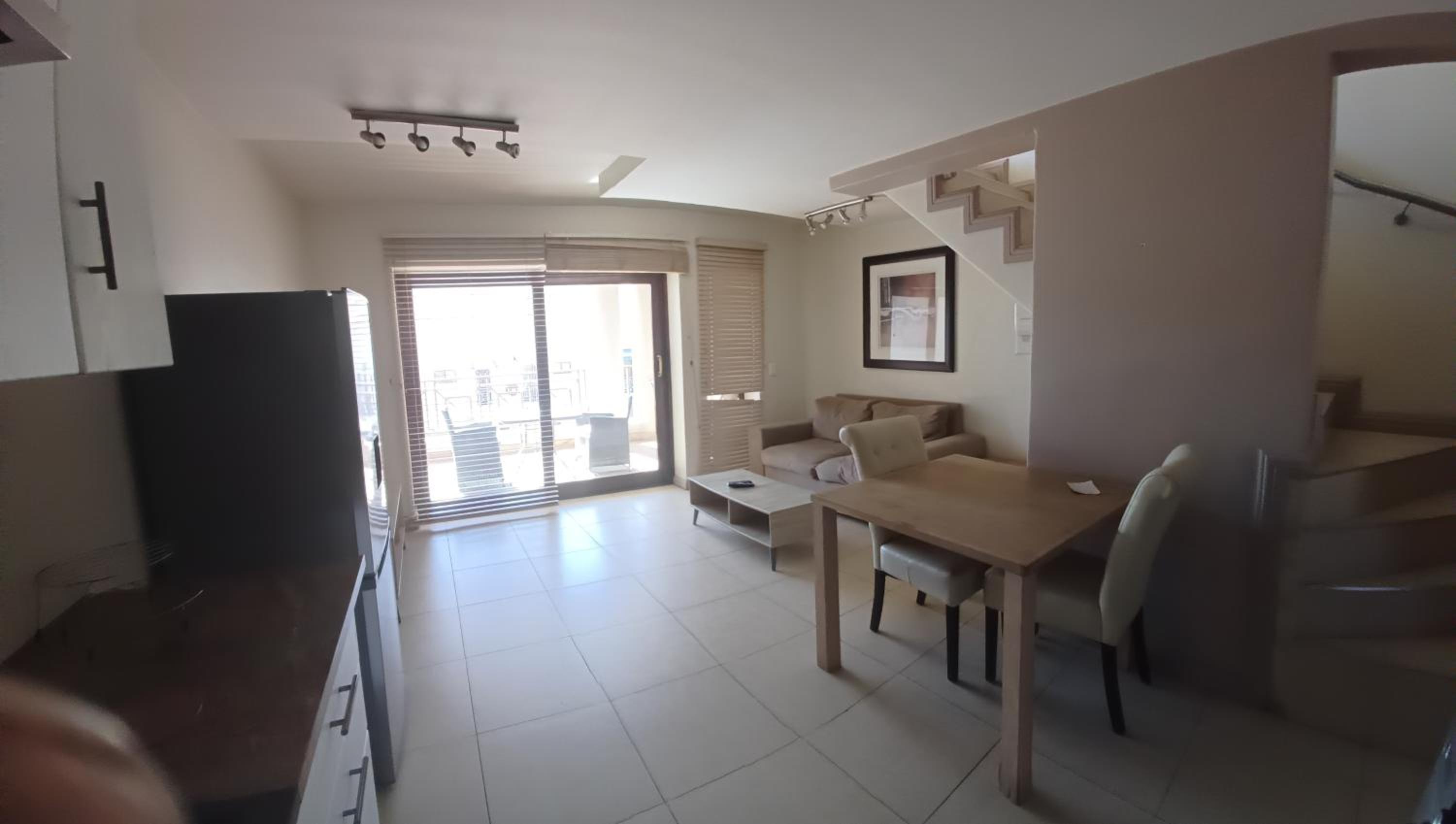 Mount Royal 30 Large 1 bed with balcony