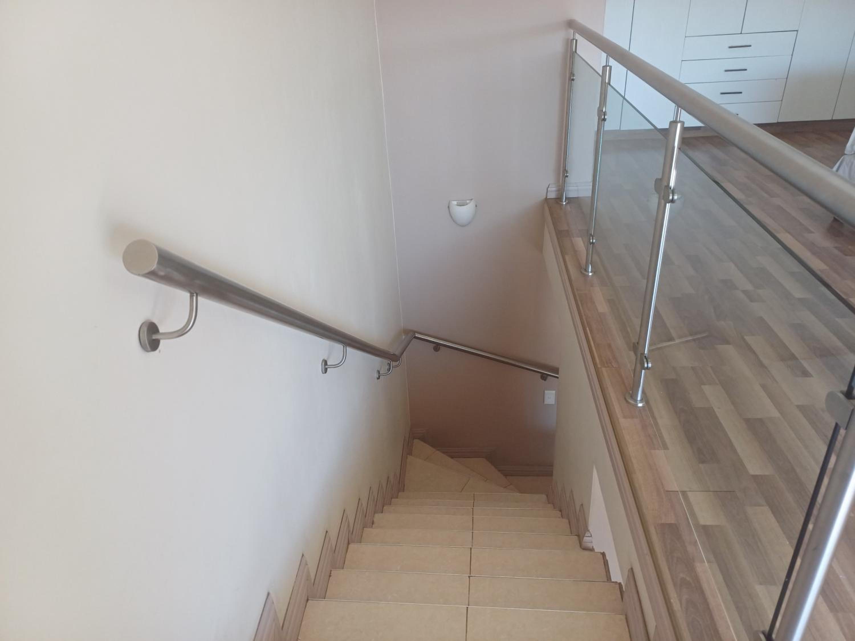 Mount Royal 30 Large 1 bed with balcony