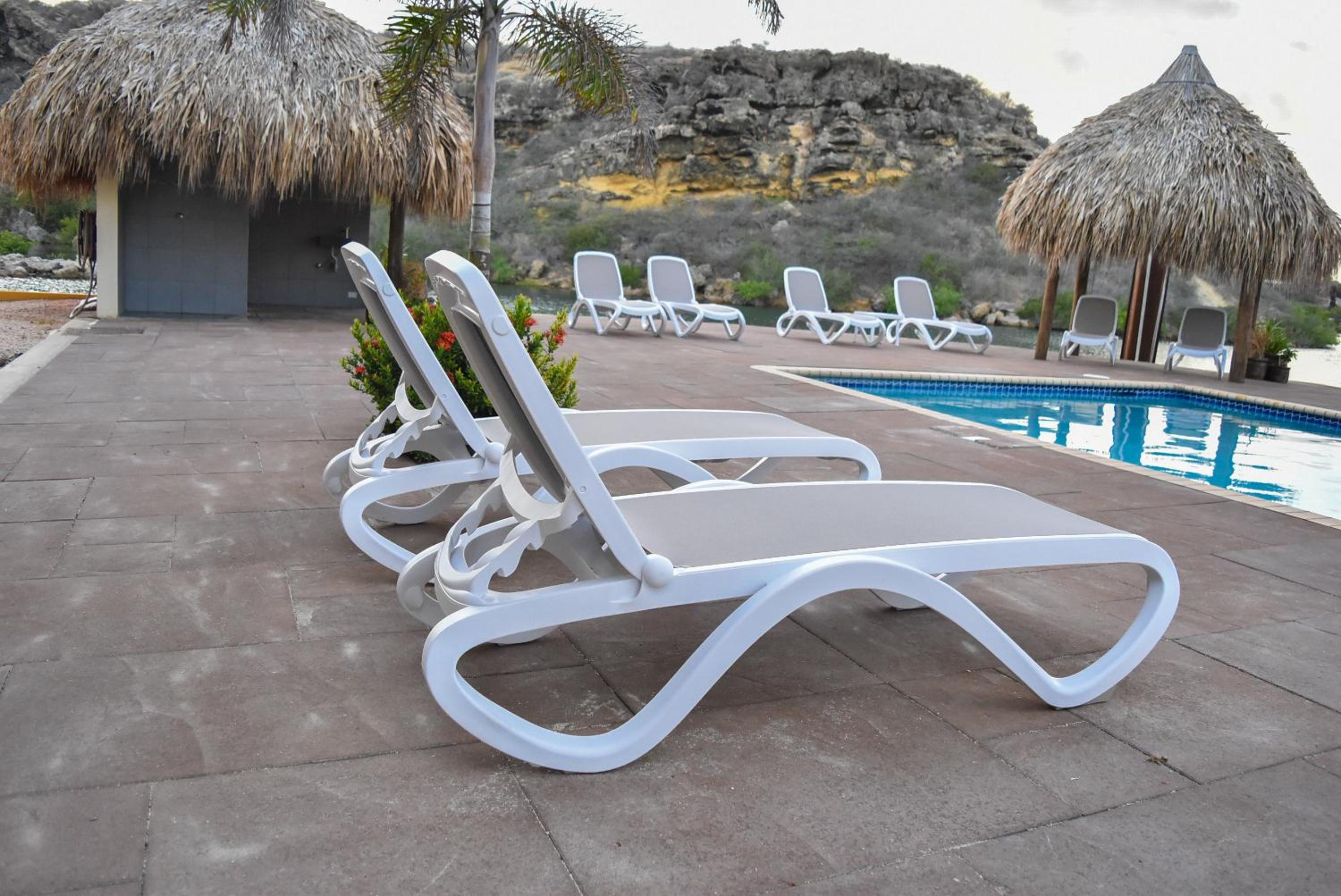 Palapa Beach Resort Curacao