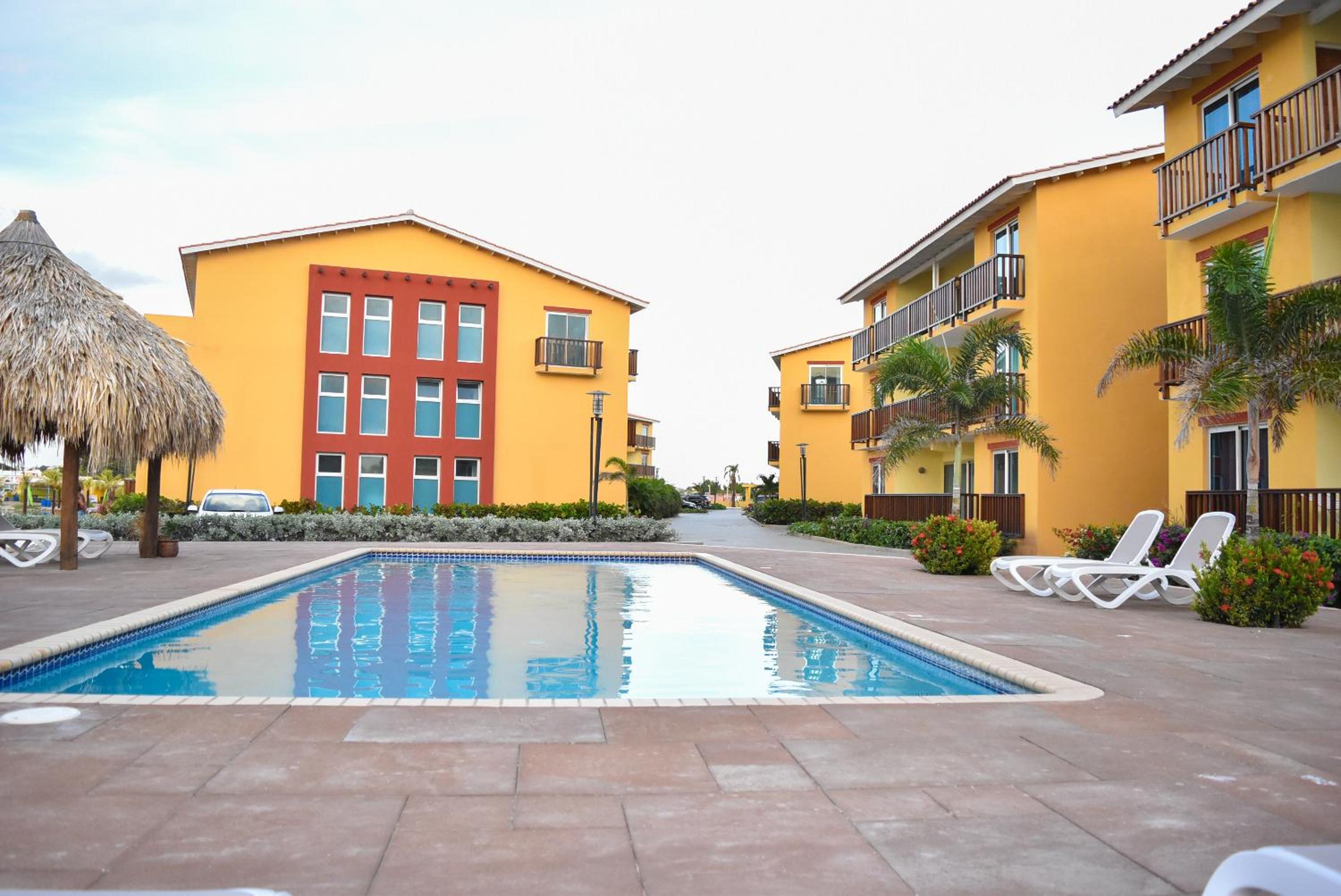 Palapa Beach Resort Curacao