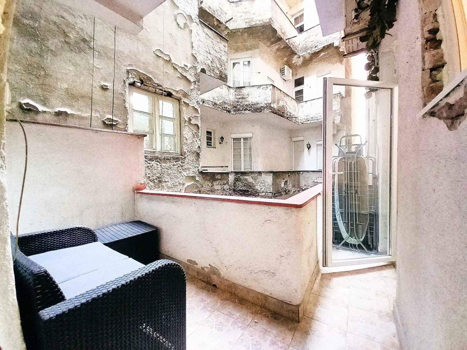 Alexis Apartman