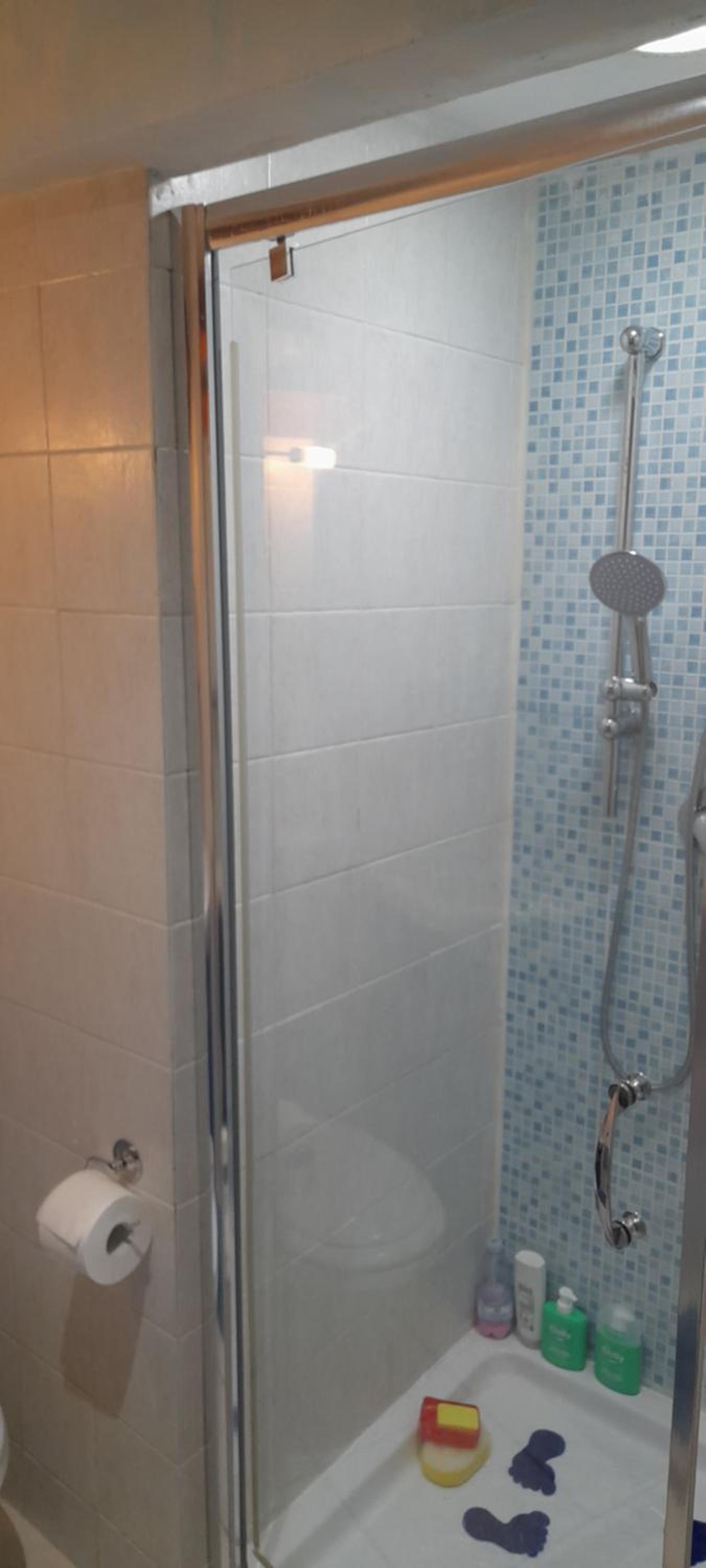 Casa Deborah en Quartu SantʼElena — bathroom