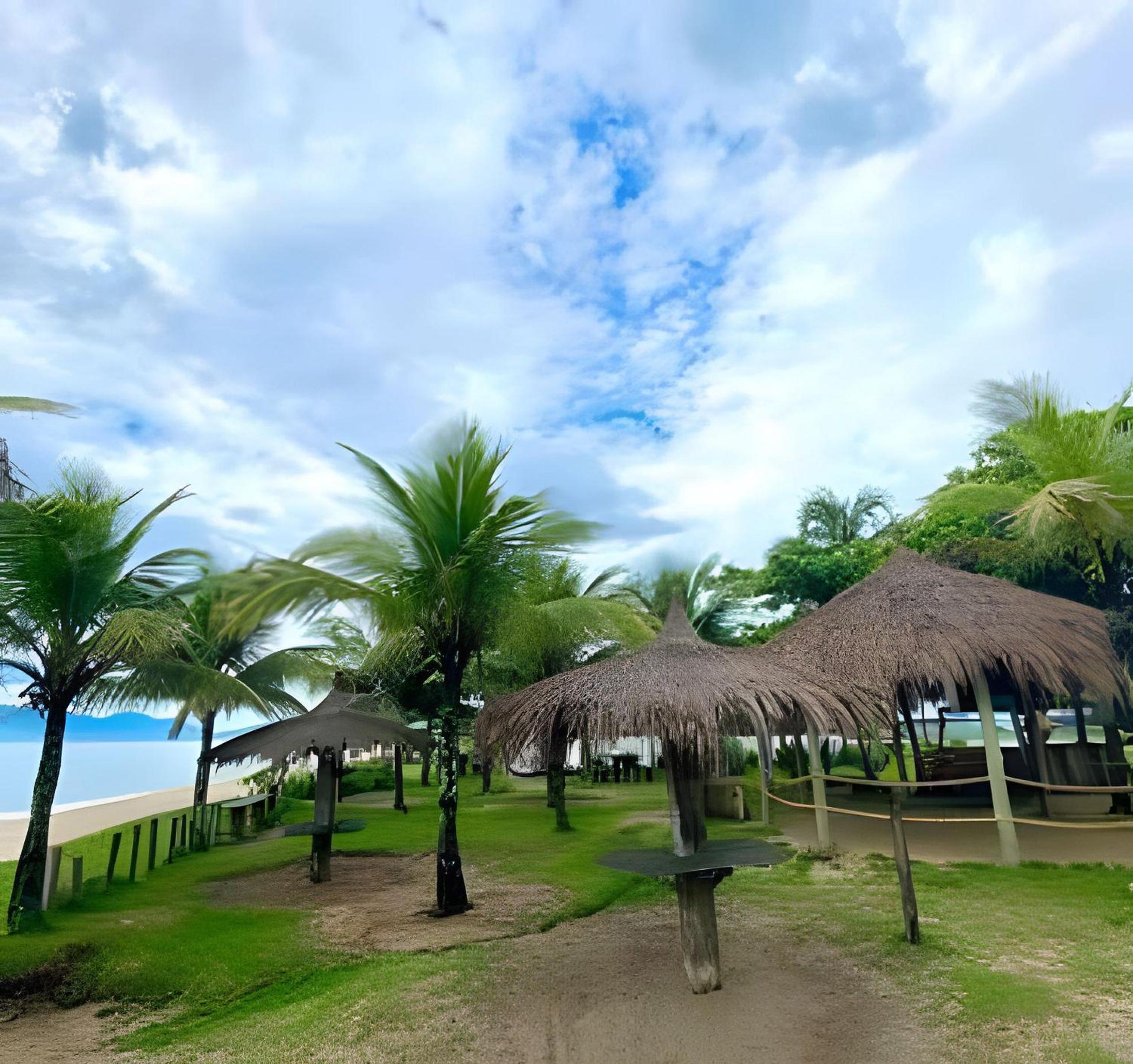 Casa condomínio frente a praia, sinuca, wi-fi, area kids