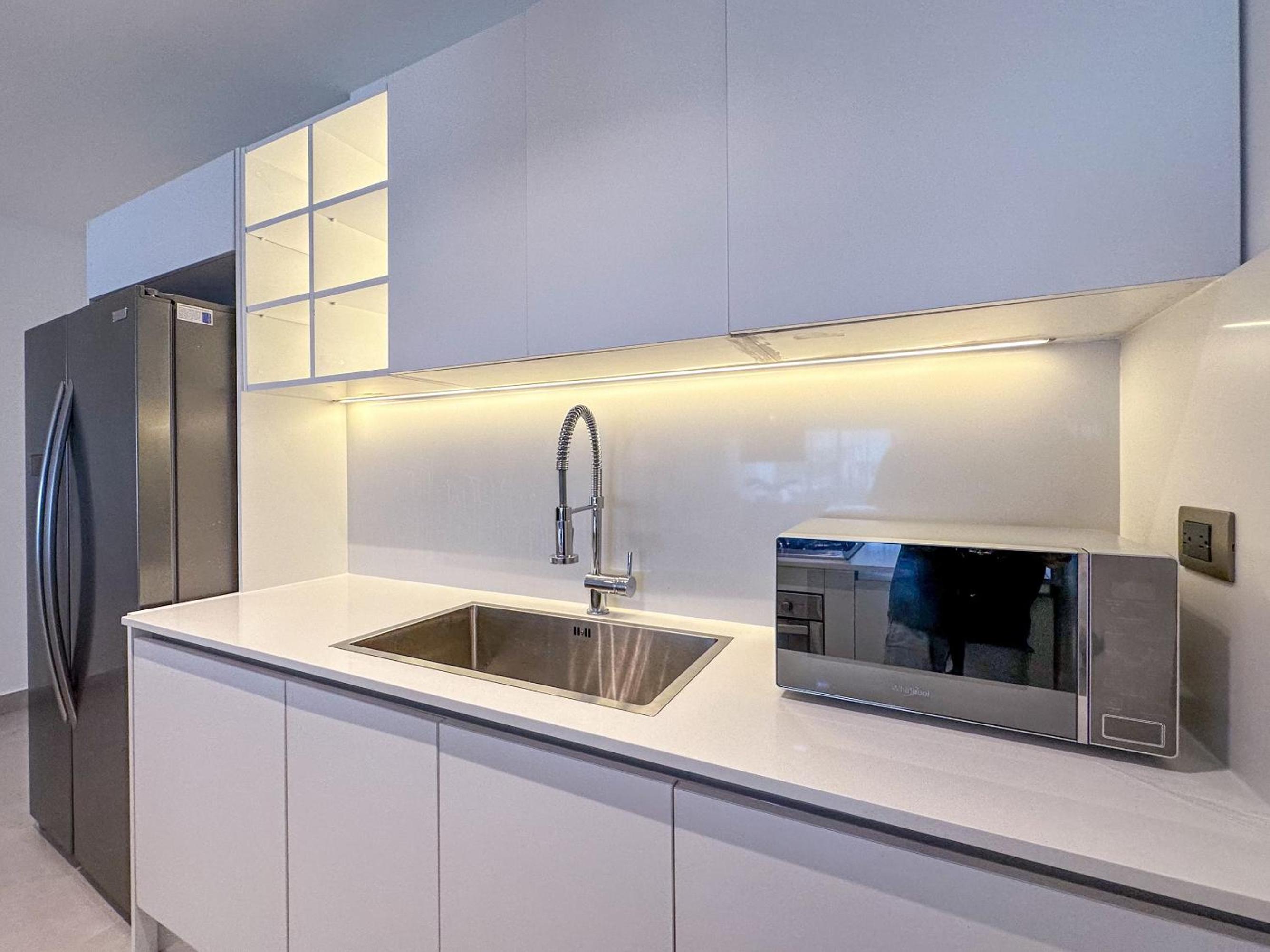 Luxury 3 bedroom apartment at the beach view 4