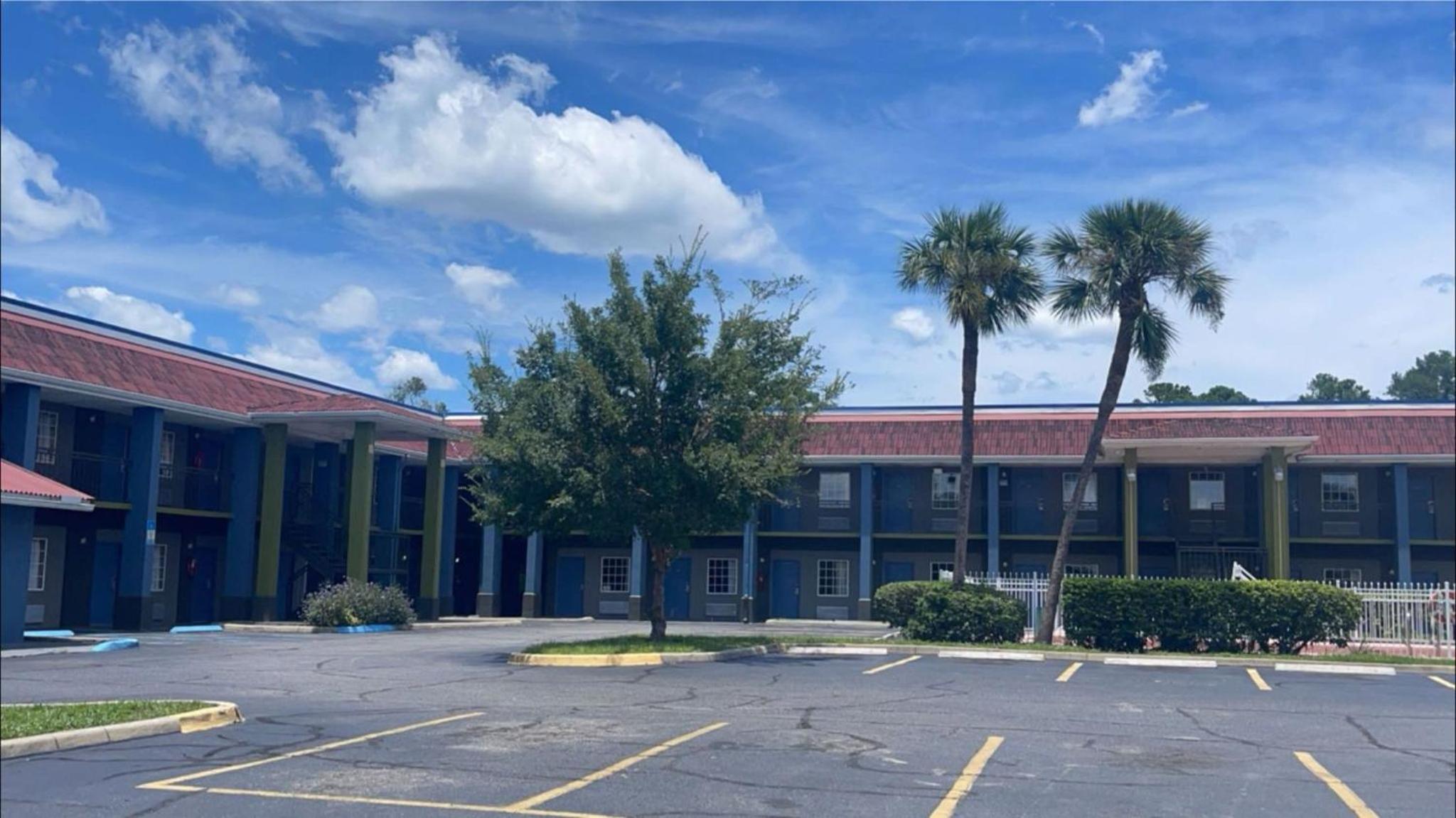 JAX INN