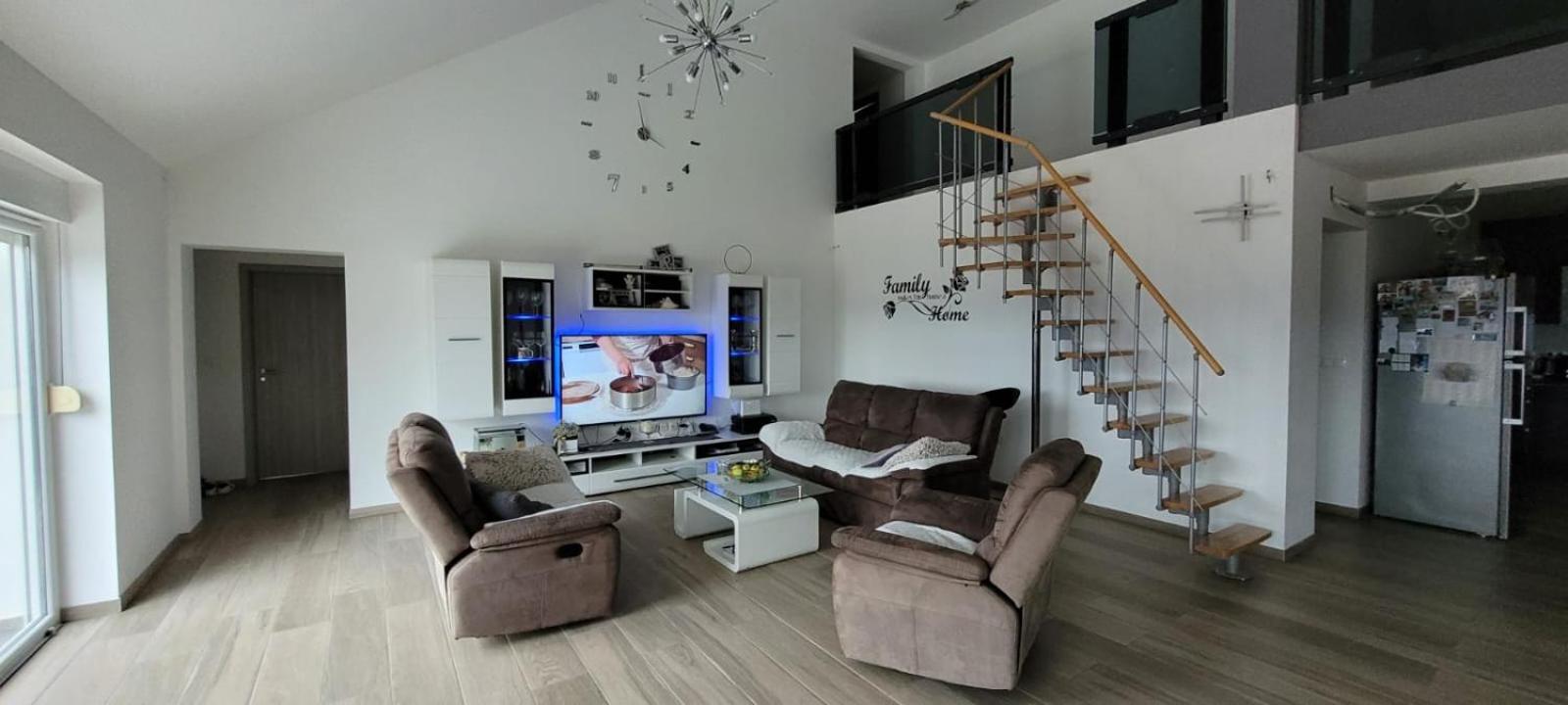Villa Wild Rose view 4