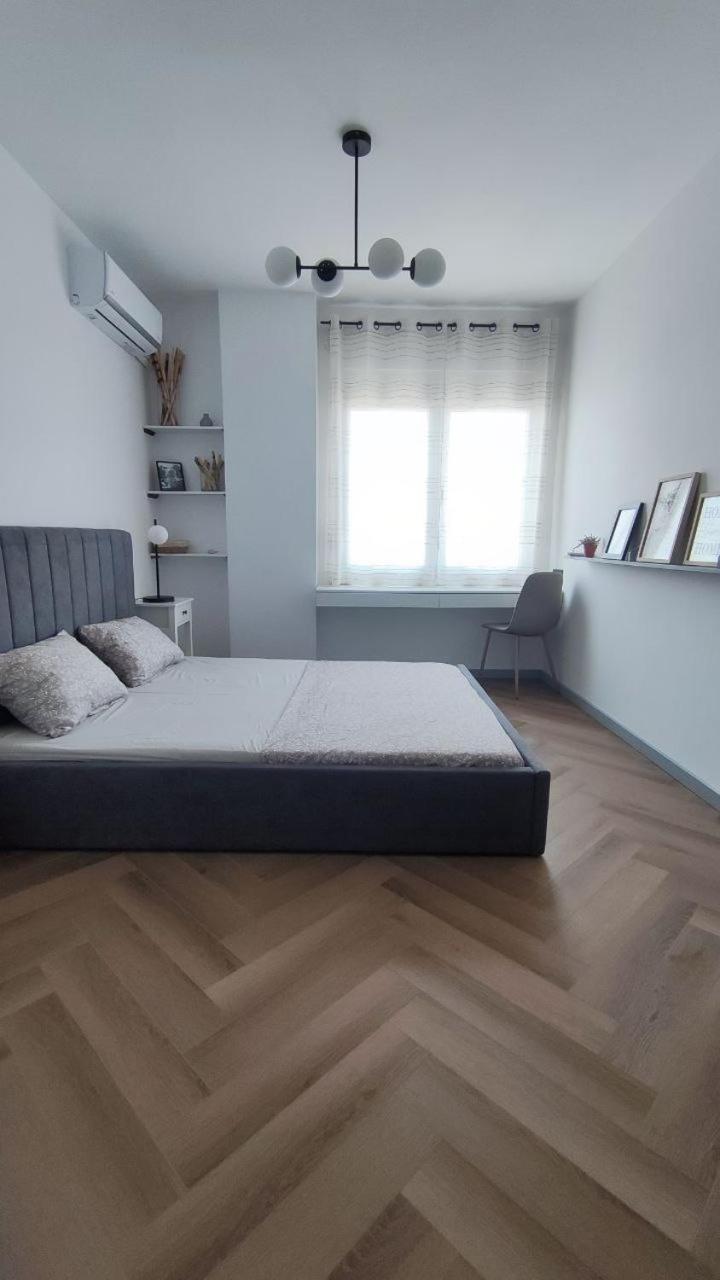 Apartments Lux Belmondo