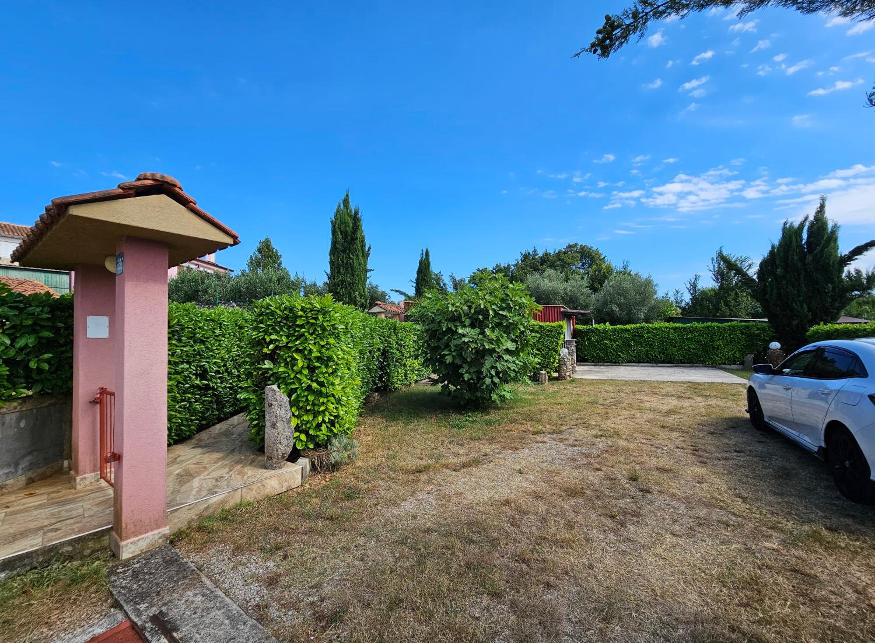 Photo 32