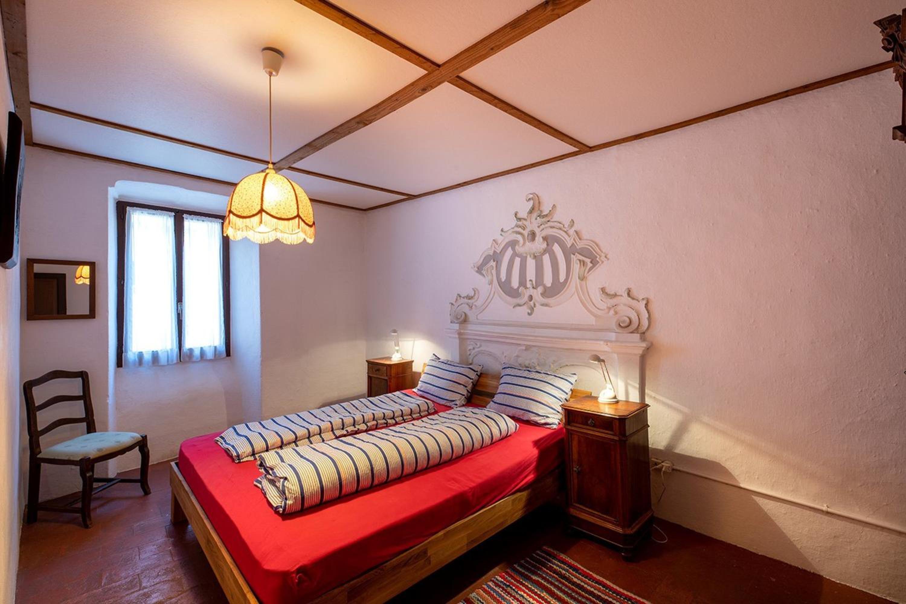Casa Merlot in Caslano for 4 - Happy Rentals