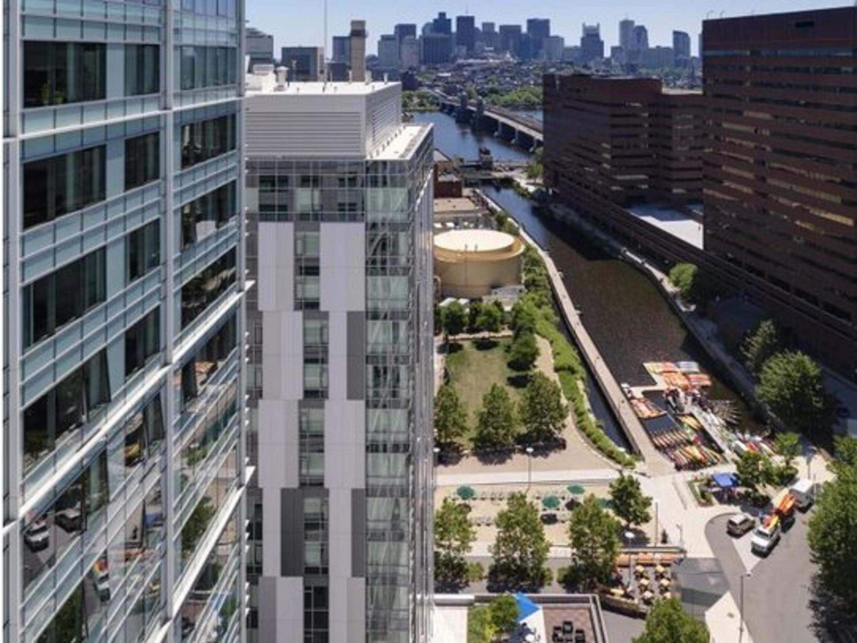 Global Luxury Suites at Kendall West