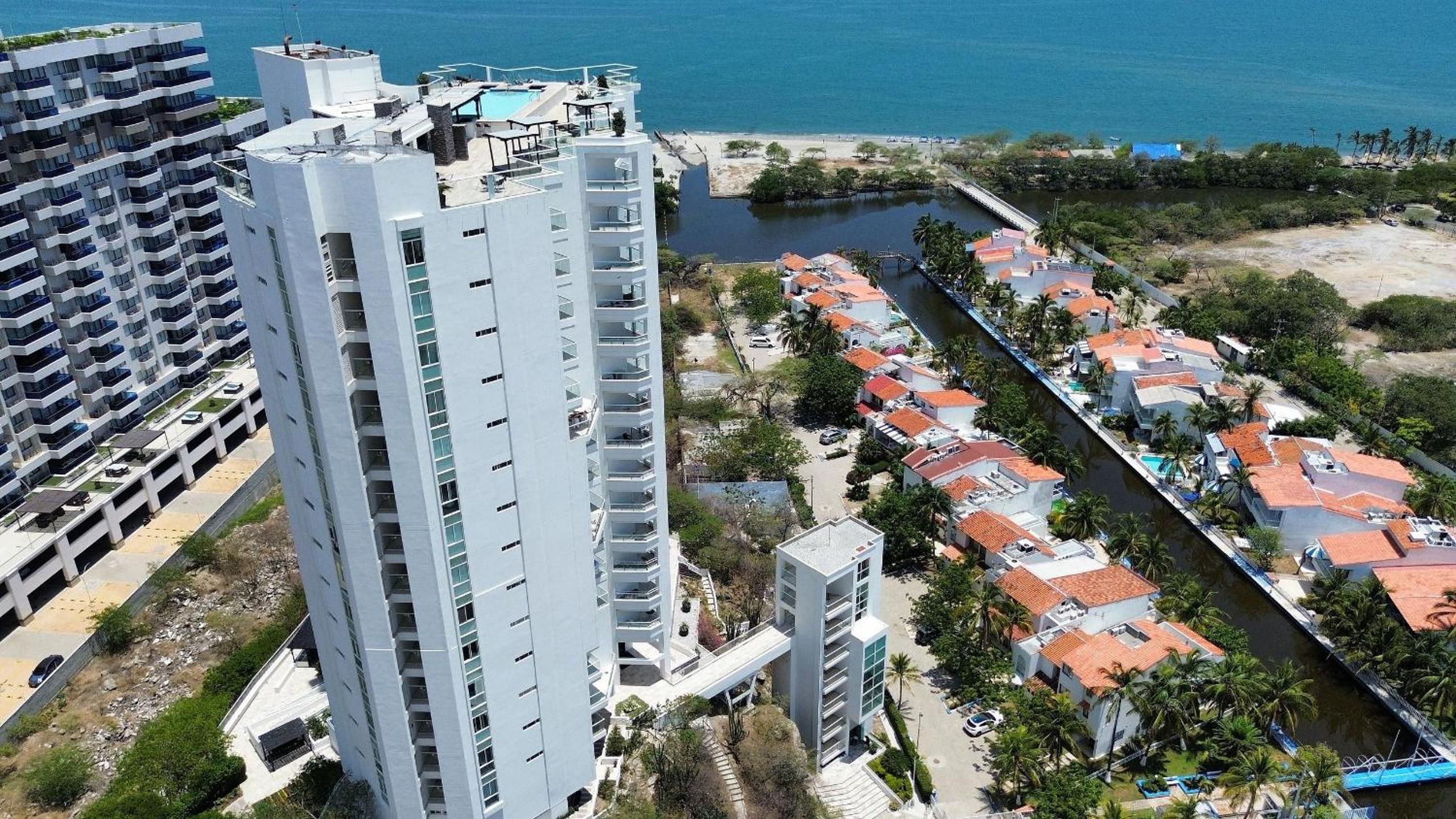 Apto con servicio de playa, terraza con vista 360