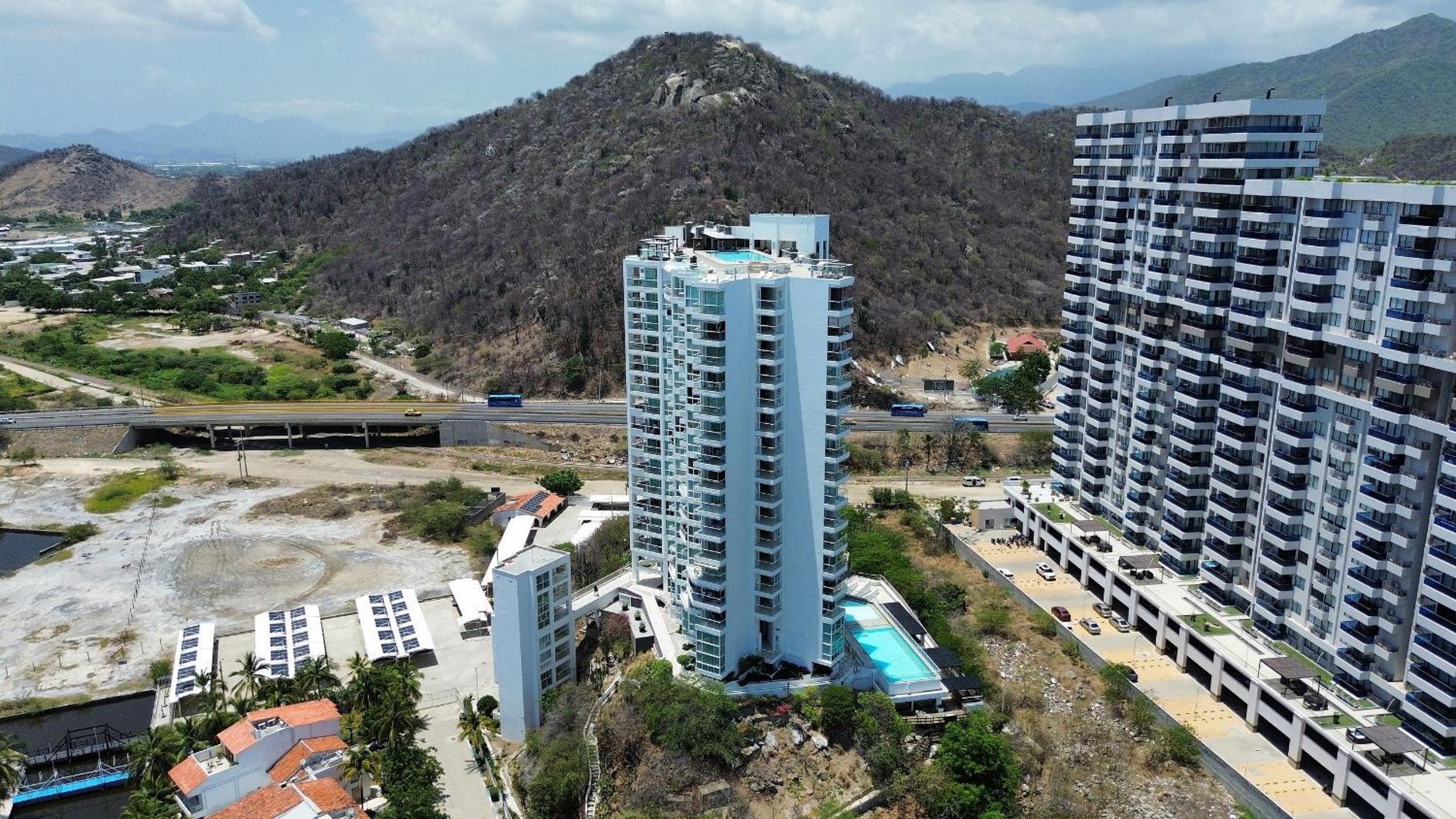 Apto con servicio de playa, terraza con vista 360