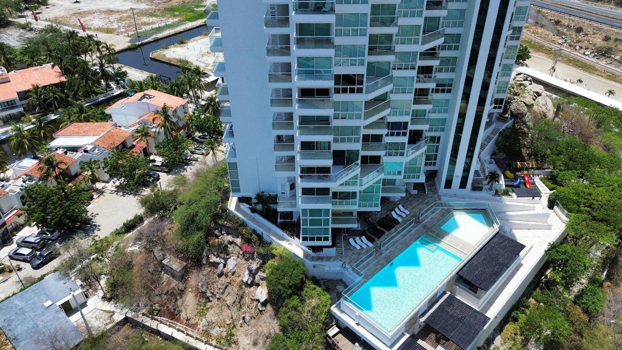 Apto con servicio de playa, terraza con vista 360