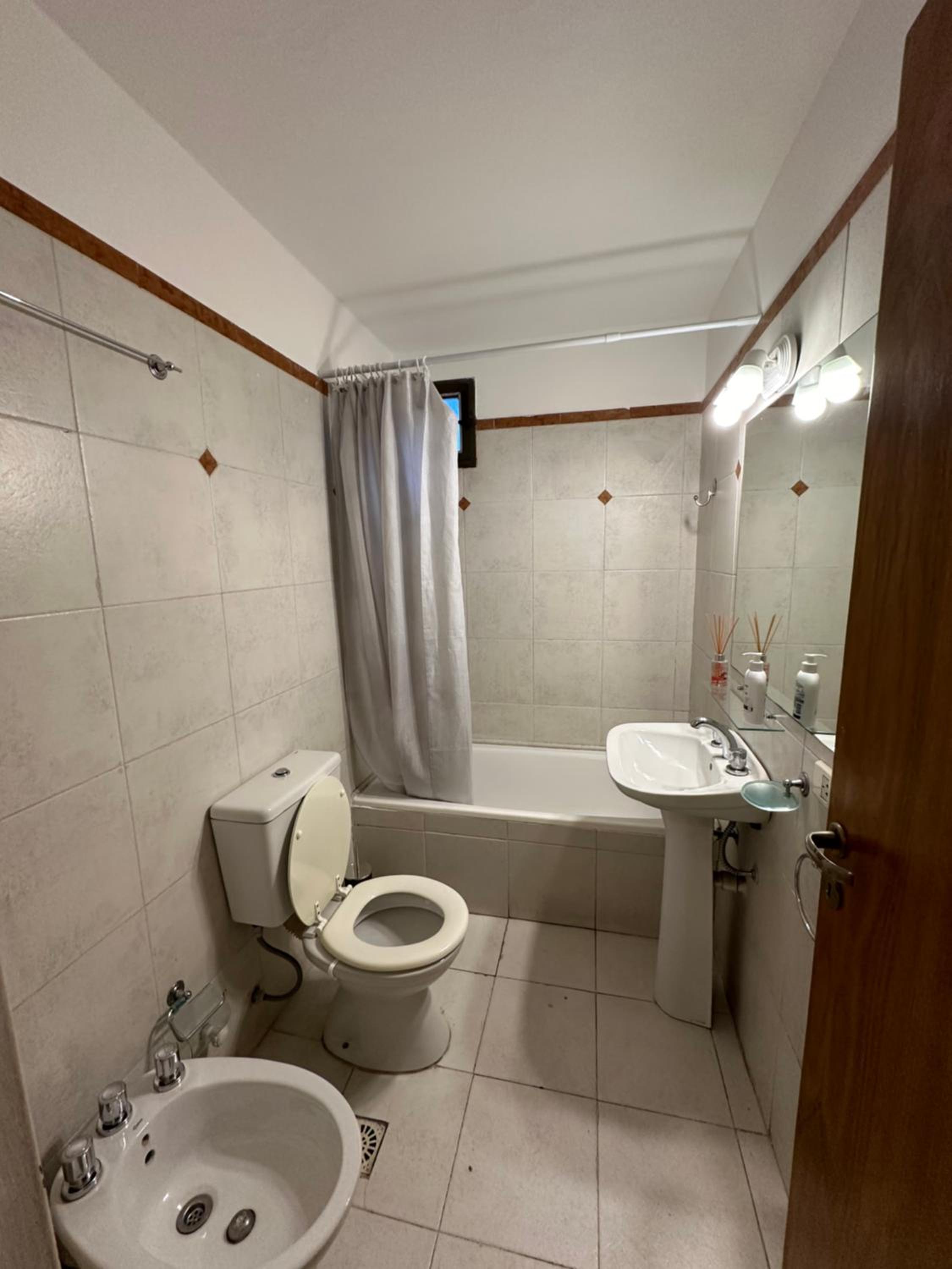 Departamento 1 dorm con cochera Nueva Córdoba 1 E INVERHOME INMOBILIARIA
