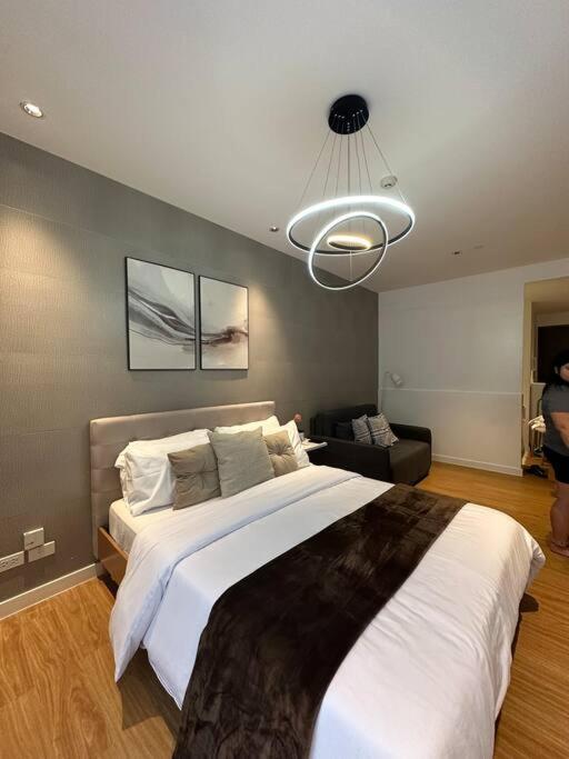 Roti Mi Casa - Modern Interior and Pet-friendly view 3