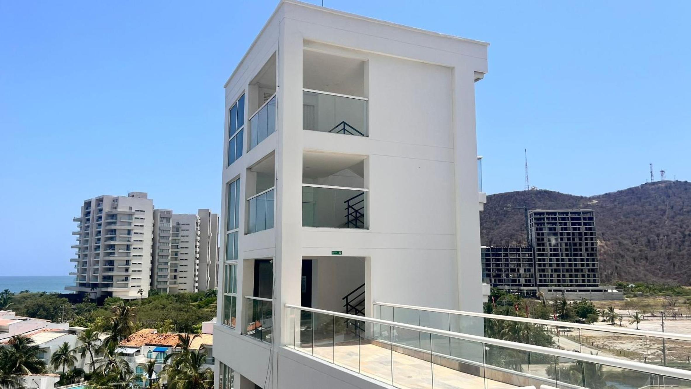 Edificio Areia en pozos Colorados, Apto 2 habitaciones 2 baños