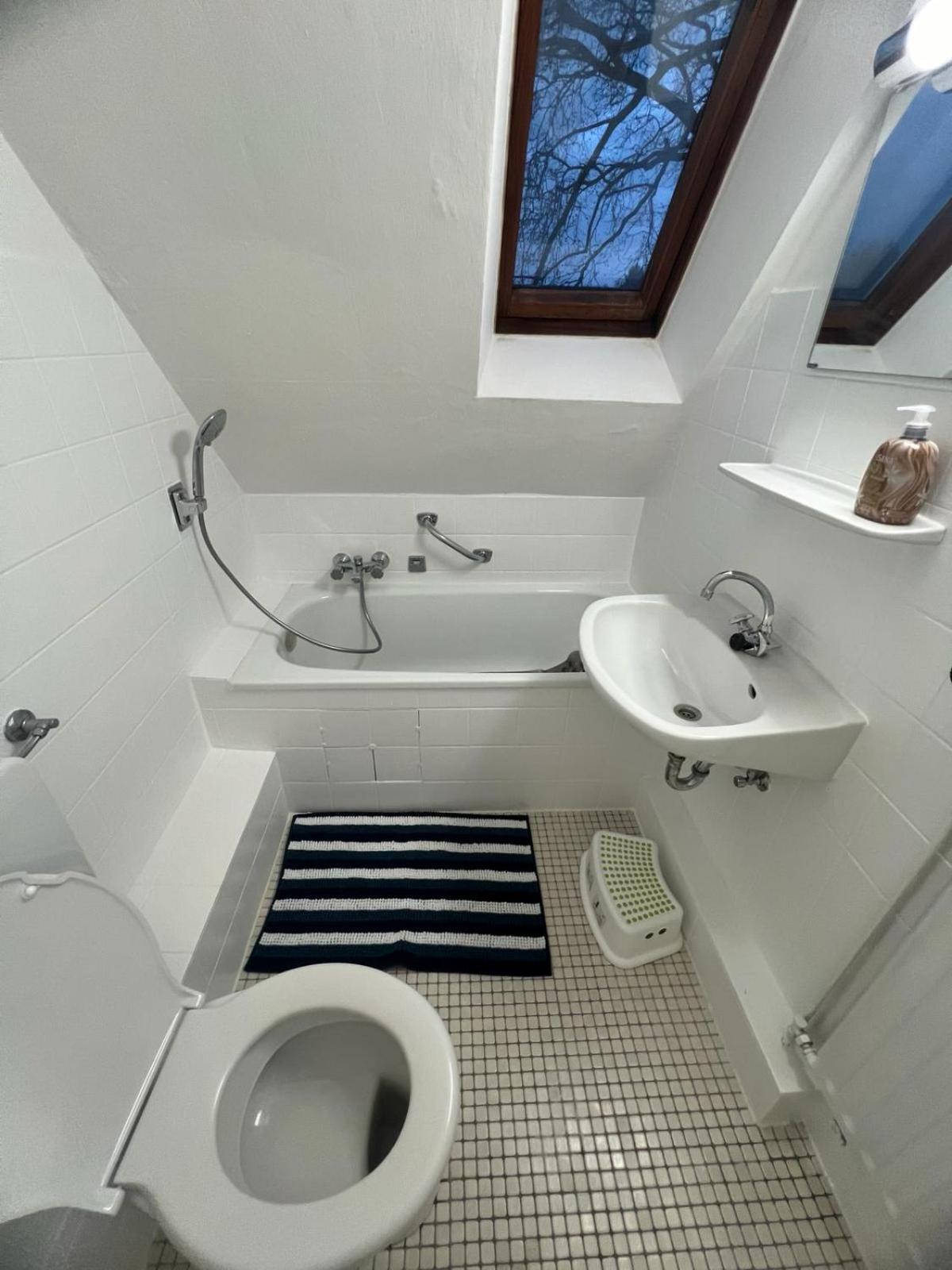 ModernesApartment 9 mit 3 Schlafzimmer in Bochum