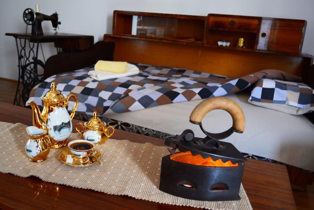 DOWNTOWN COZY STUDIO APARTMENt