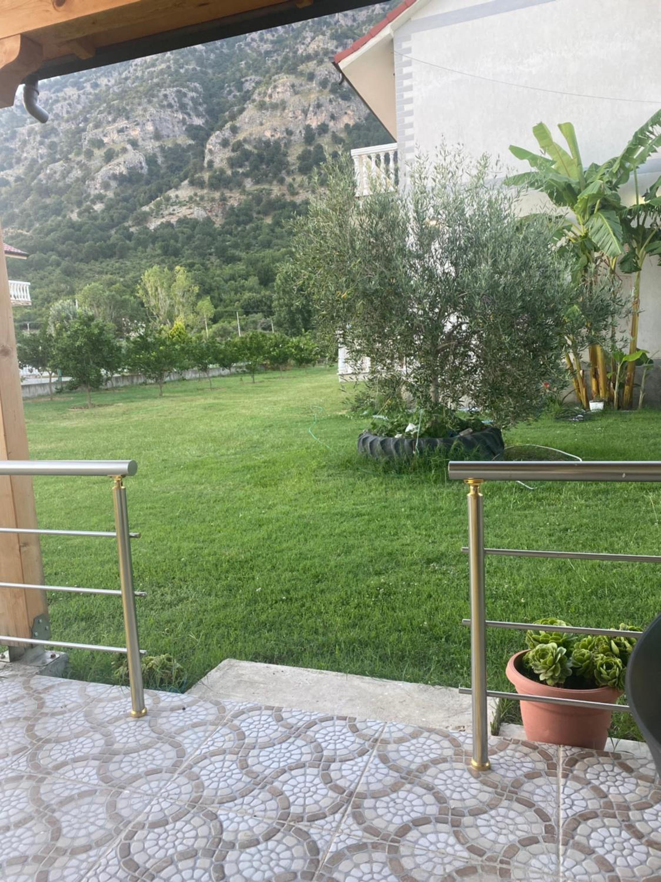 guesthouse Malaj